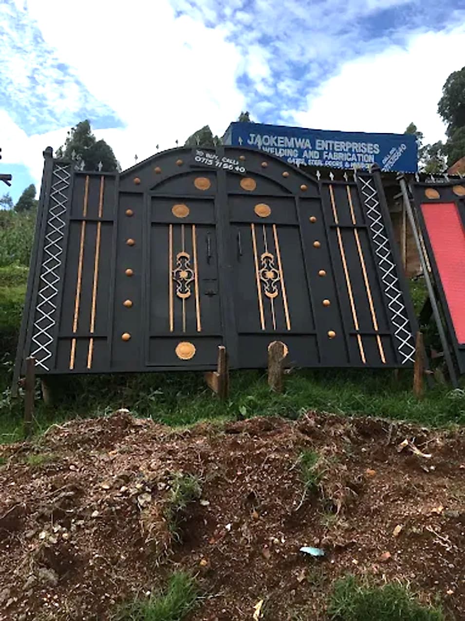 Black & Gold Panel Compound Gate