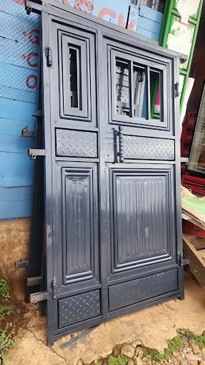 Grey Double Door on Delivery