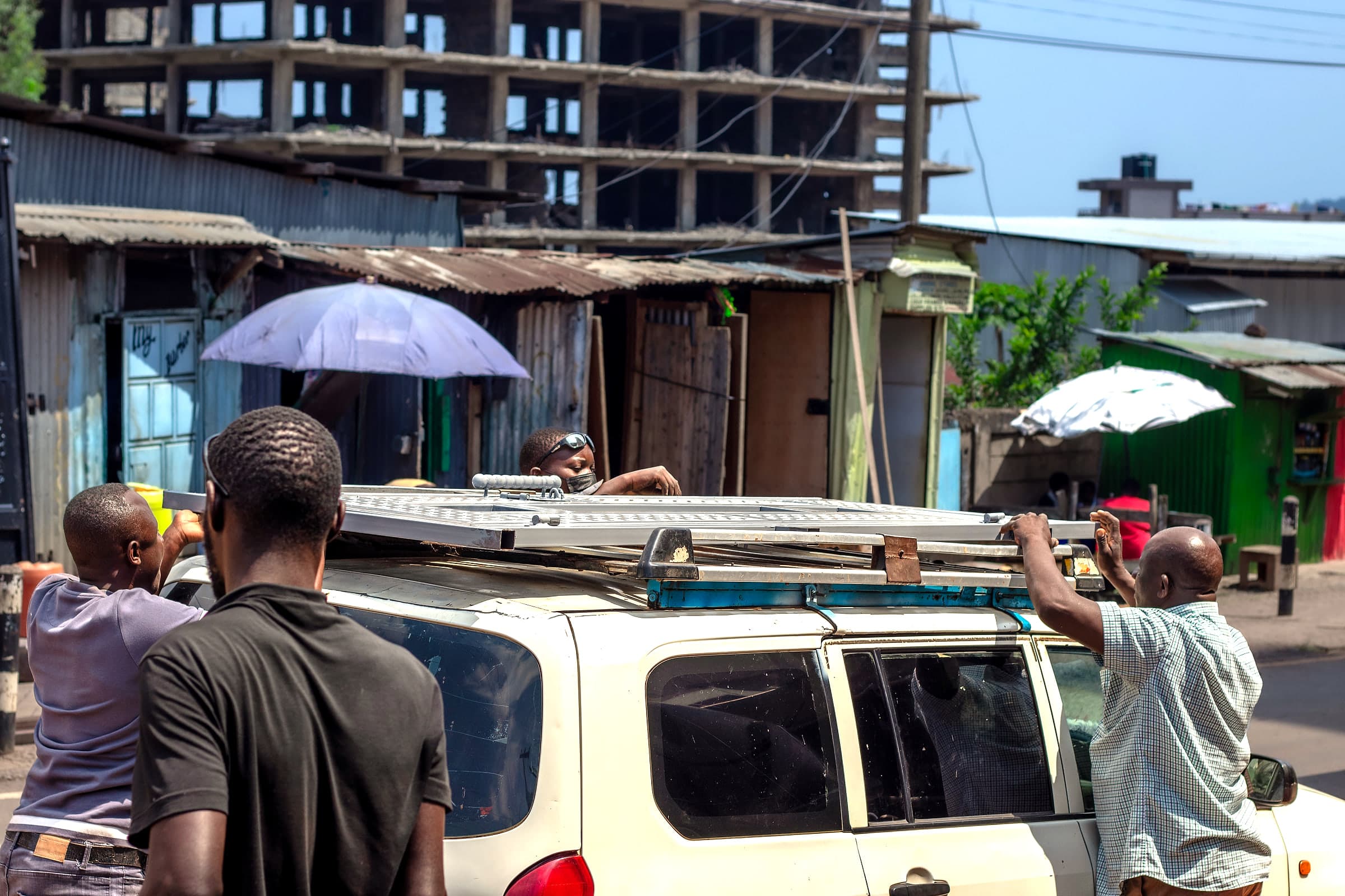 Loading Steel Onto the Roof Rack