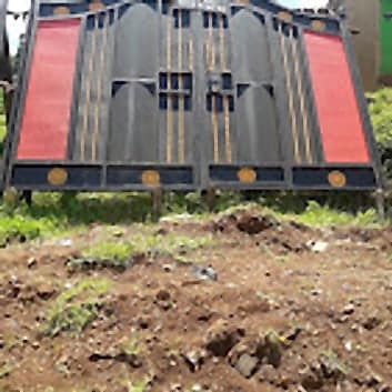 Navy, Red & Copper Compound Gate
