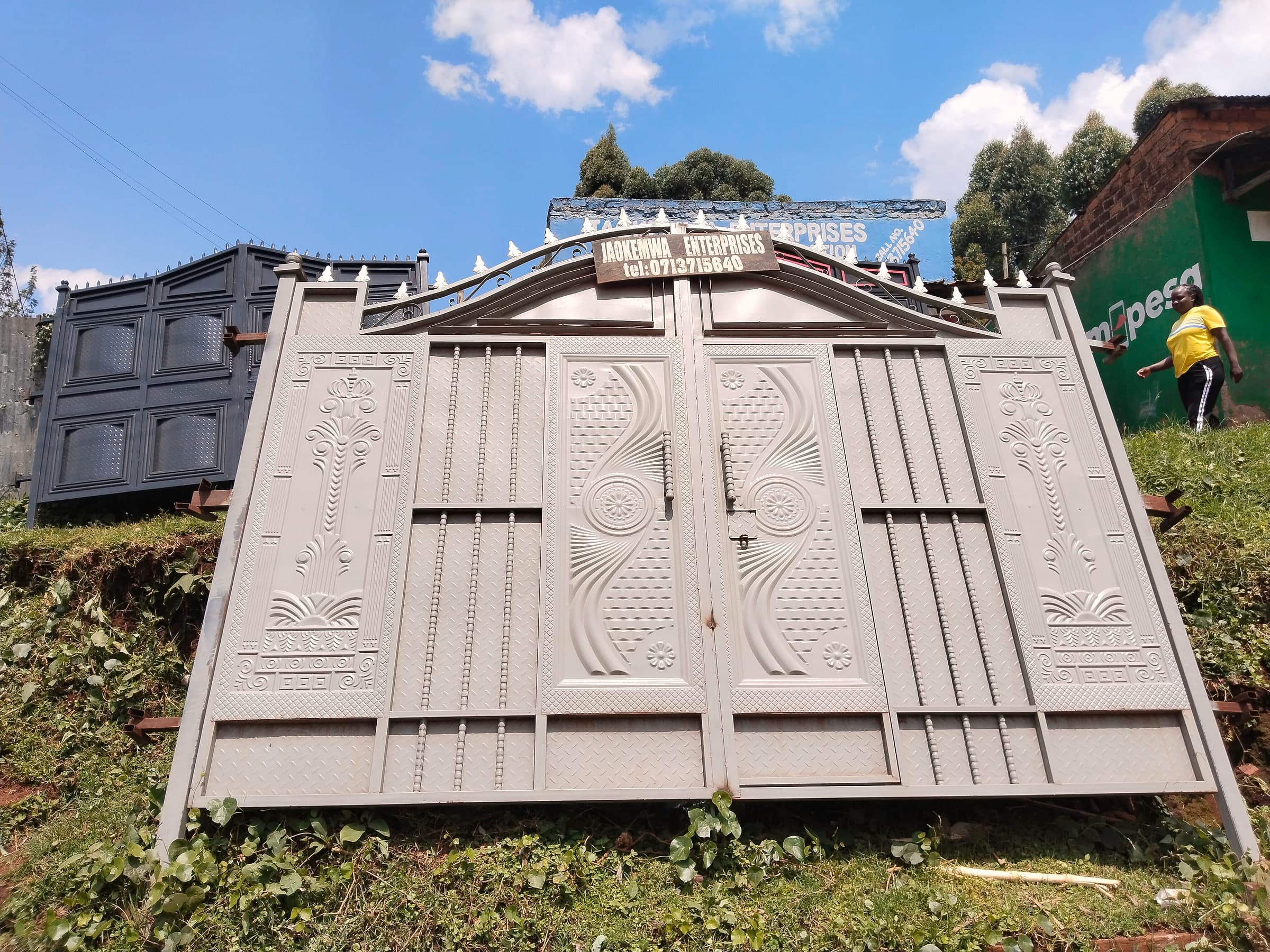 Silver Ornate Double Compound Gate